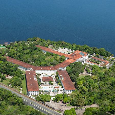 Hotel Tropical Manaus Exterior photo Aerial view of the resort