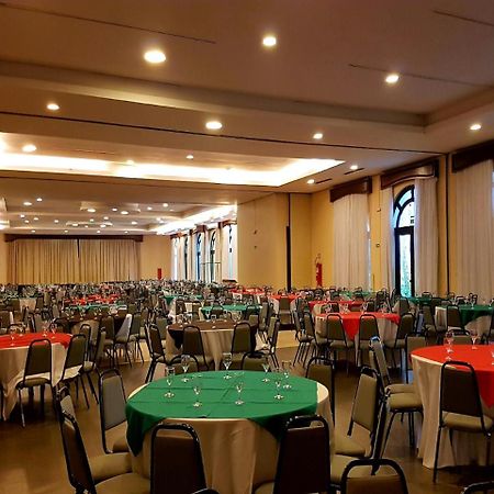 Hotel Tropical Manaus Exterior photo The ballroom