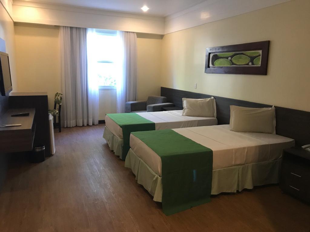 Hotel Tropical Manaus Exterior photo A room at the hotel