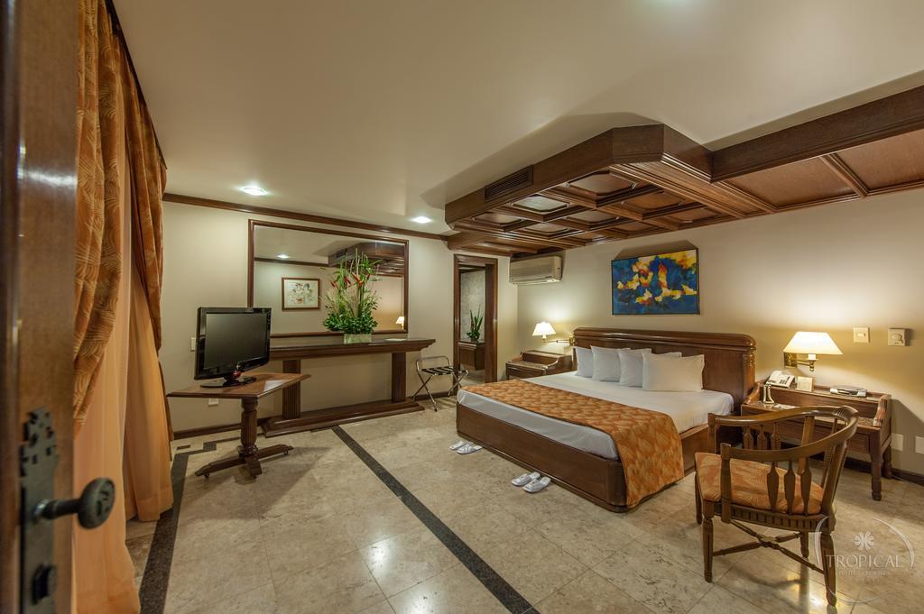 Hotel Tropical Manaus Exterior photo Suite room at the hotel